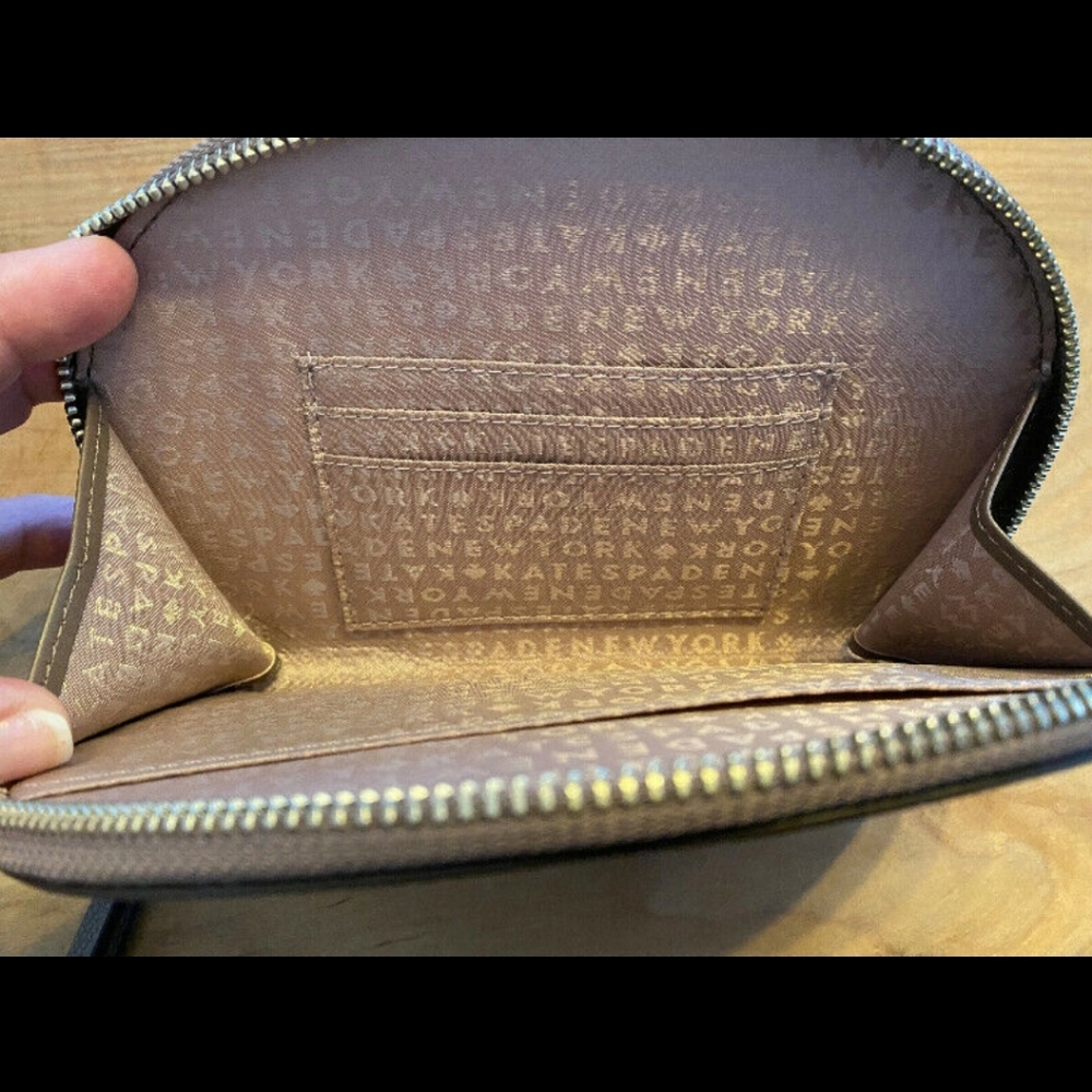 Kate Spade - Picture 2 of 3
